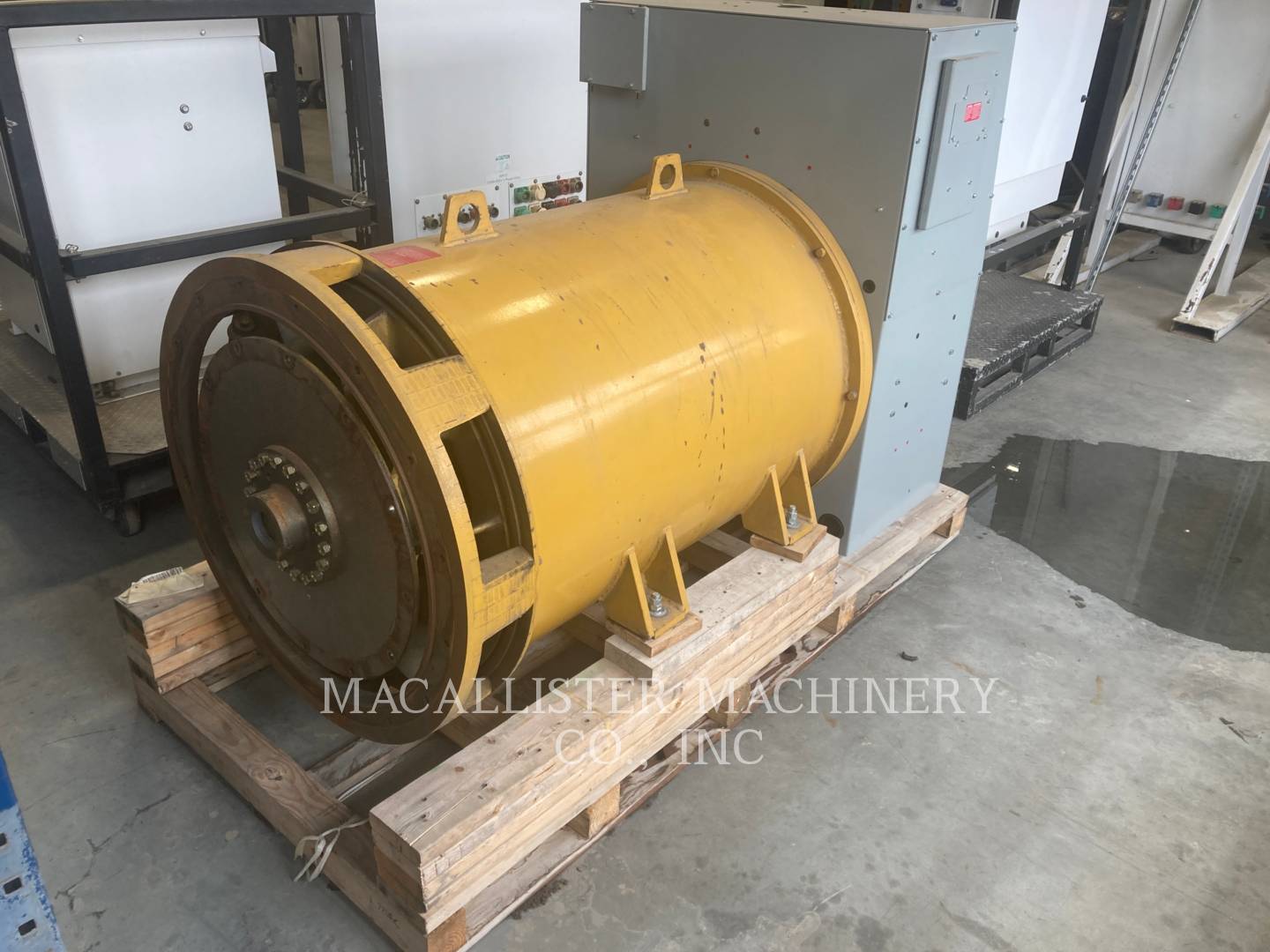 1000 KW Marathon 742FSM4532BW, Diesel, 1800 RPM, 4160V, 1995 - Image 2