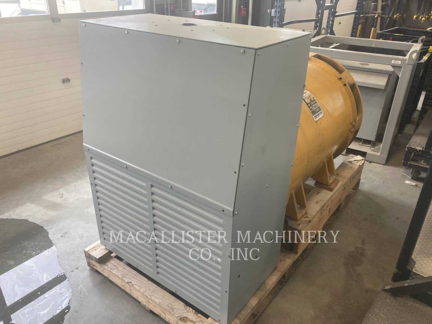 1000 KW Marathon 742FSM4532BW, Diesel, 1800 RPM, 4160V, 1995 - Image 4