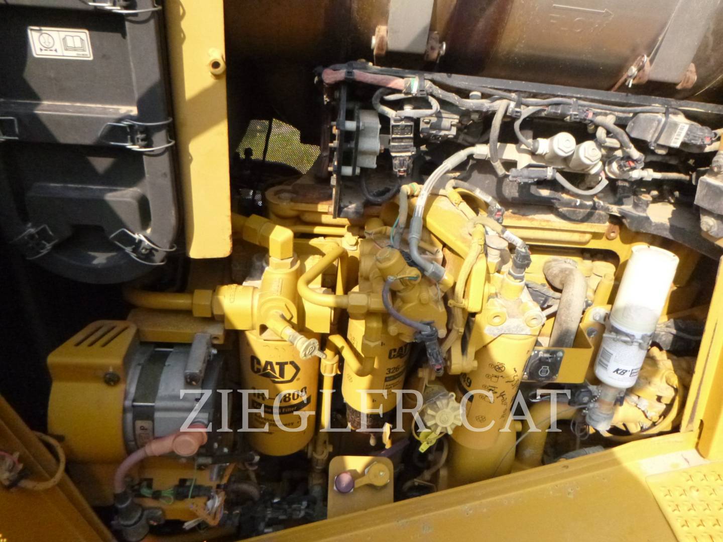 Caterpillar D8T, 7560 hours, S/N: FCT01243, 2014 - Image 7