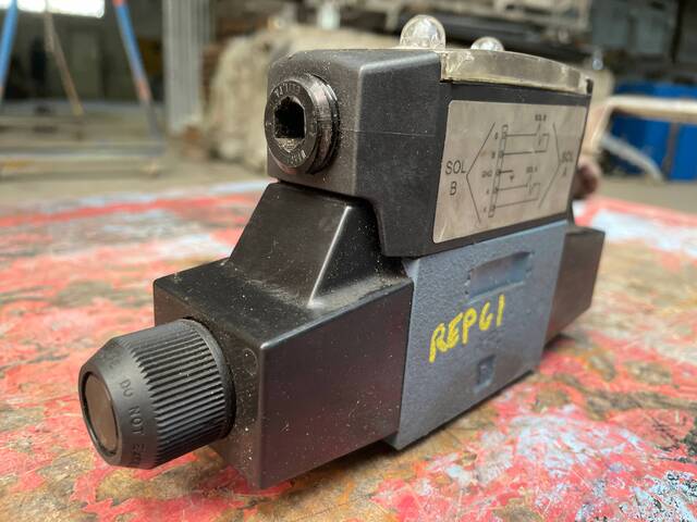FES #370-012700-005, Directional Valve, 1,500 psi, 120/110 V., 50/60 Hz., 10 Watts, 1/2" coarse thread - Image 5