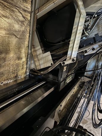 Yama Seiki #GA-2800L, CNC lathe, 22.8" swing, 45.5" machining length, 13.8" turning diameter, 10" chuck, 2.9" - Image 7