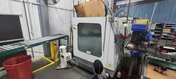Haas #VF-3, CNC vertical machining center, 40" X, 20" Y, 25" Z, 48" x 18" table, 30 HP, 8,100 RPM, CT40, 20 - Image 4