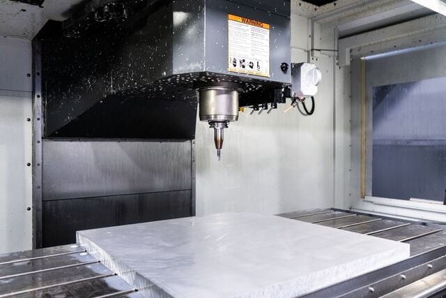 Haas #VF-6SS, 5-Axis CNC vertical machining center, 64" X, 32" Y, 30" Z, 64" x 28" table, 30 HP, 12,000 RPM - Image 3