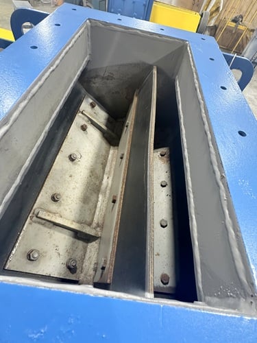 10" x 20" Allied Blower, Rotary Airlock Valve, rubber tip metal wheel, 3 HP Reliance 841 XL severe duty - Image 4
