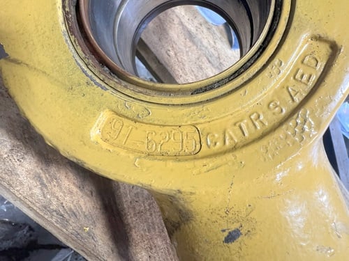 Caterpillar #938H, Bucket Tilt Cylinder, fits a 938H wheel loader - Image 3