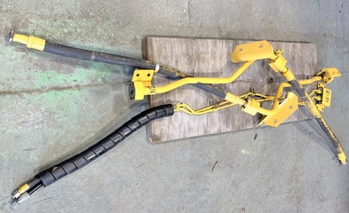 Caterpillar #938H, Bucket Tilt Cylinder, fits a 938H wheel loader - Image 4