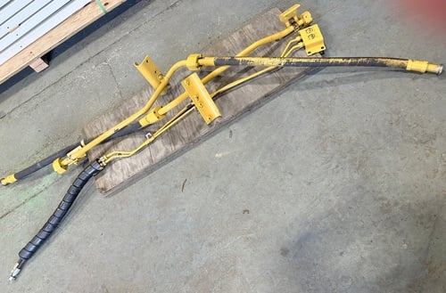 Caterpillar #938H, Bucket Tilt Cylinder, fits a 938H wheel loader - Image 9