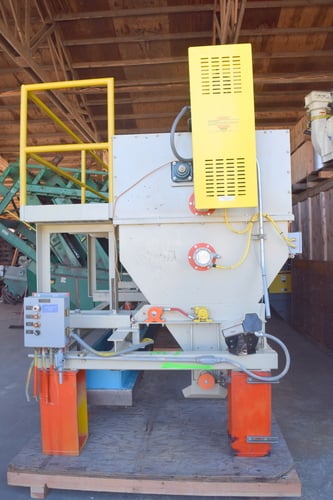 Horizontal Metering Surge Bin, 10' length, 9' surge metering bin, (2 available) - Image 4