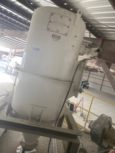 Camcorp #4PRB10, Pulse Jet Dust Collector Bin Vent, 64 sq.ft. filter media, (10) 4' filter bags, 3 valves - Image 4