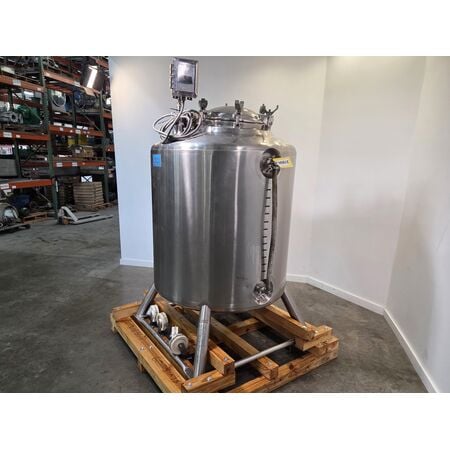 250 gallon DCI, Stainless Steel sanitary portable pressure tank, 950 liter, insulated, exterior level gauge - Image 2