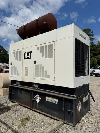 400 KW Caterpillar #3406C, Diesel Generator Set, 1800 RPM, 480 Volt, EMCP 2 control panel, weather enclosure - Image 2