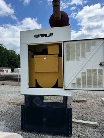 400 KW Caterpillar #3406C, Diesel Generator Set, 1800 RPM, 480 Volt, EMCP 2 control panel, weather enclosure - Image 5