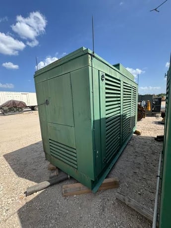 500 KW Cummins #500DFED, Diesel Generator, 755 HP, KTA19-G4 Engine, 277/480 Volts, weatherproof enclosure - Image 2