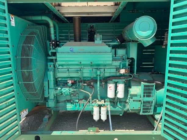 500 KW Cummins #500DFED, Diesel Generator, 755 HP, KTA19-G4 Engine, 277/480 Volts, weatherproof enclosure - Image 6
