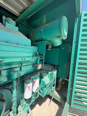 500 KW Cummins #500DFED, Diesel Generator, 755 HP, KTA19-G4 Engine, 277/480 Volts, weatherproof enclosure - Image 9