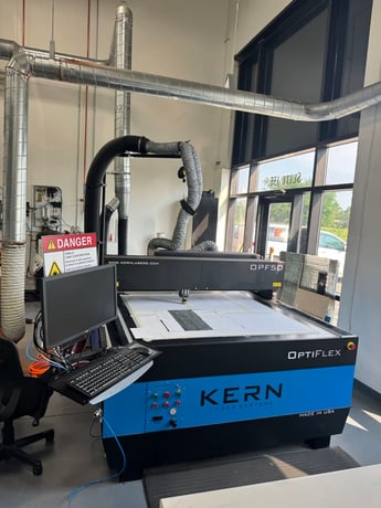 Kern #OptiFlex-50, CO2 laser system, 52" x 50" work area, 500 Watt, 208-240 V., 3 Ph., 2023 - Image 1