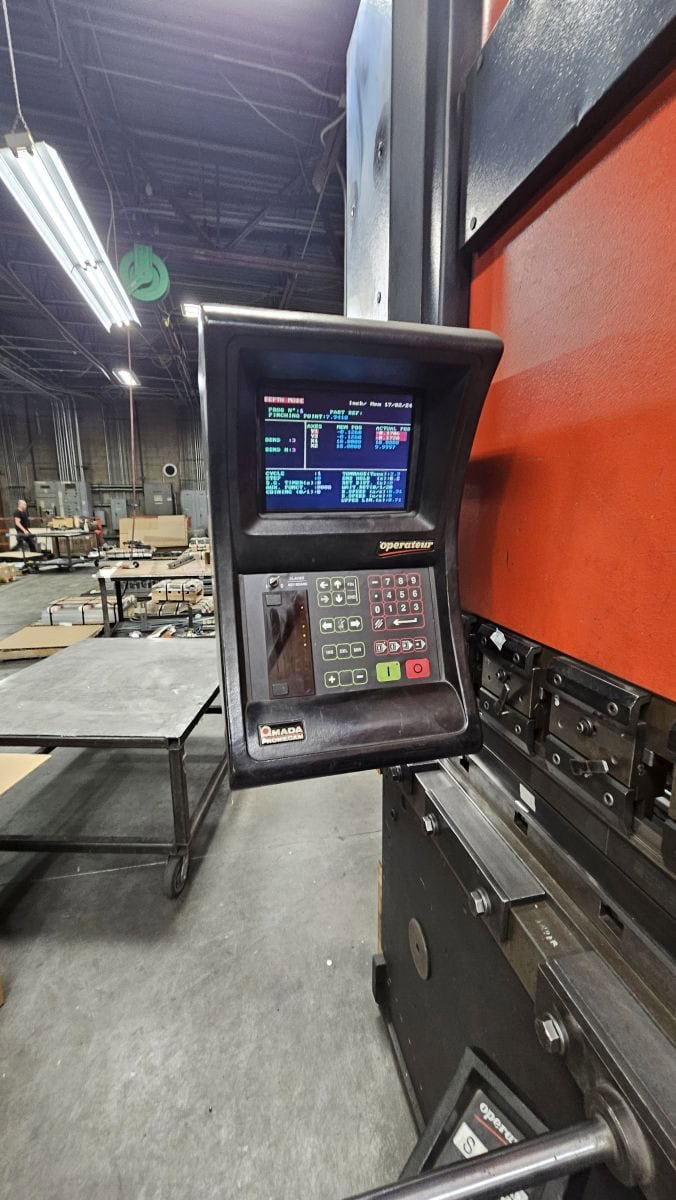 138 Ton, Amada #HFB-125/40, CNC press brake, 13' overall, 1488" between housing, 7" stroke, 16.1" throat - Image 6