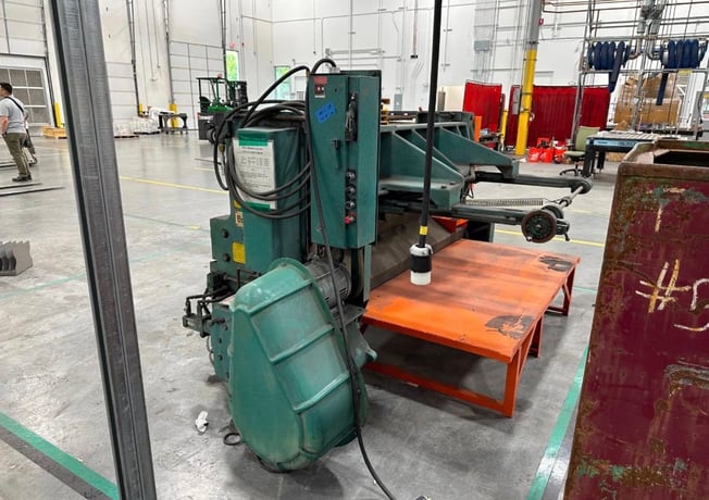 10 gauge x 6' Wysong #1072, mechanical squaring shear, 36" front operated power back gauge, 12 hold downs, 5 - Image 4
