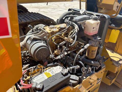 Caterpillar CB1.8, Compactor, 1097 hours, S/N: ERX00153, 2018 - Image 8