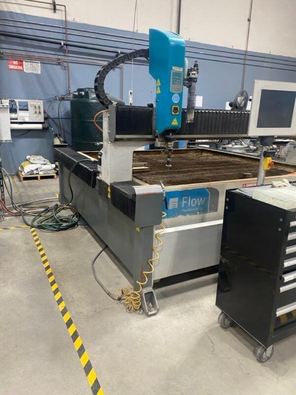Flow #Mach-2020C, CNC waterjet, 6' x 6' table, 60,000 PSI, 30 HP pump, FlowMaster control, 2014 - Image 8