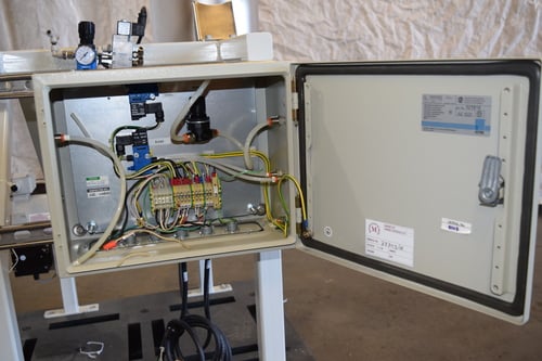 K-Tron Soder #K2MVS60, Hurricane Single Screw Volumetric Feeder, Hurricane un-loader & (2) K-Tron - Image 10