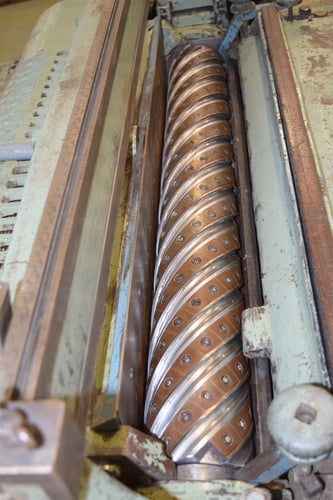 36" x 7" Whitney #S-970, Top & Bottom Planer, twin helical heads, 1/8" to 7" workpiece, 33-98 FPM, 40 HP top - Image 7