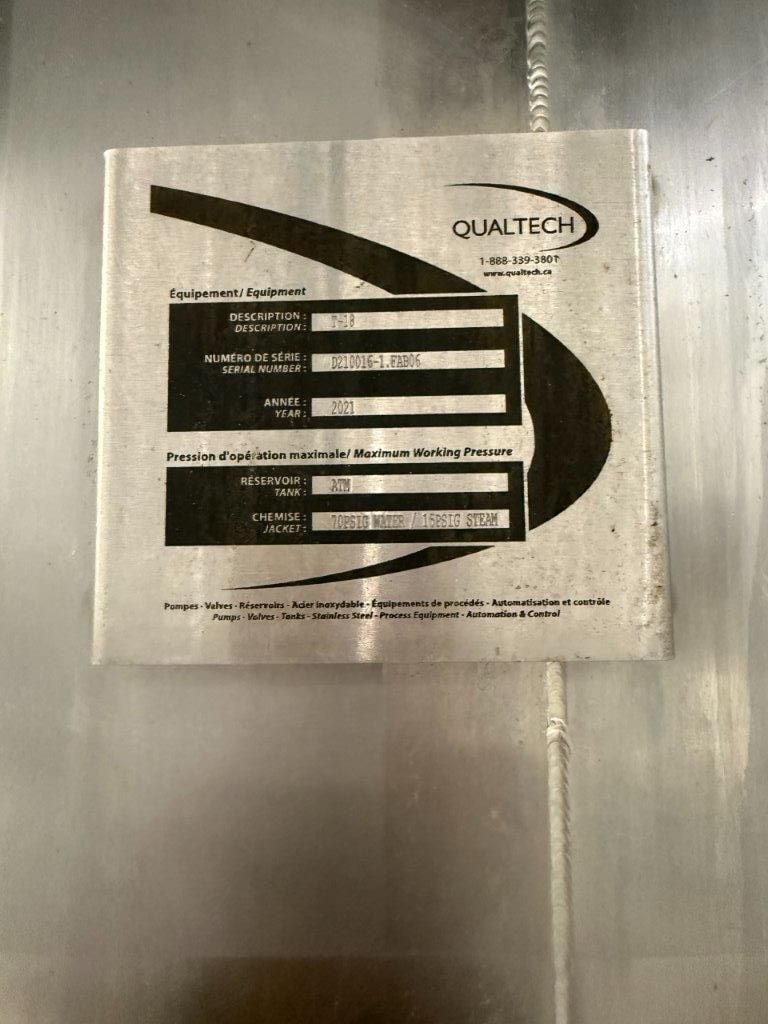 900 gallon Qualtech, Stainless Steel Jacketed Mix Tank, cone top & bottom, top-mounted agitator, 70 psig - Image 3