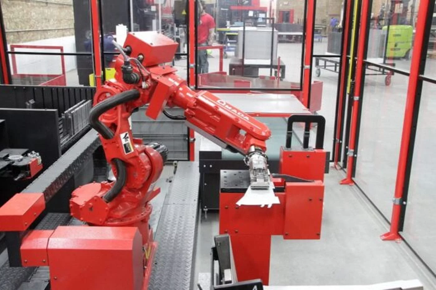 67 Ton, Amada #EG-6013, CNC Hydraulic Press Brake, 4.5' overall length, 53.1" between housings, 6" stroke - Image 3