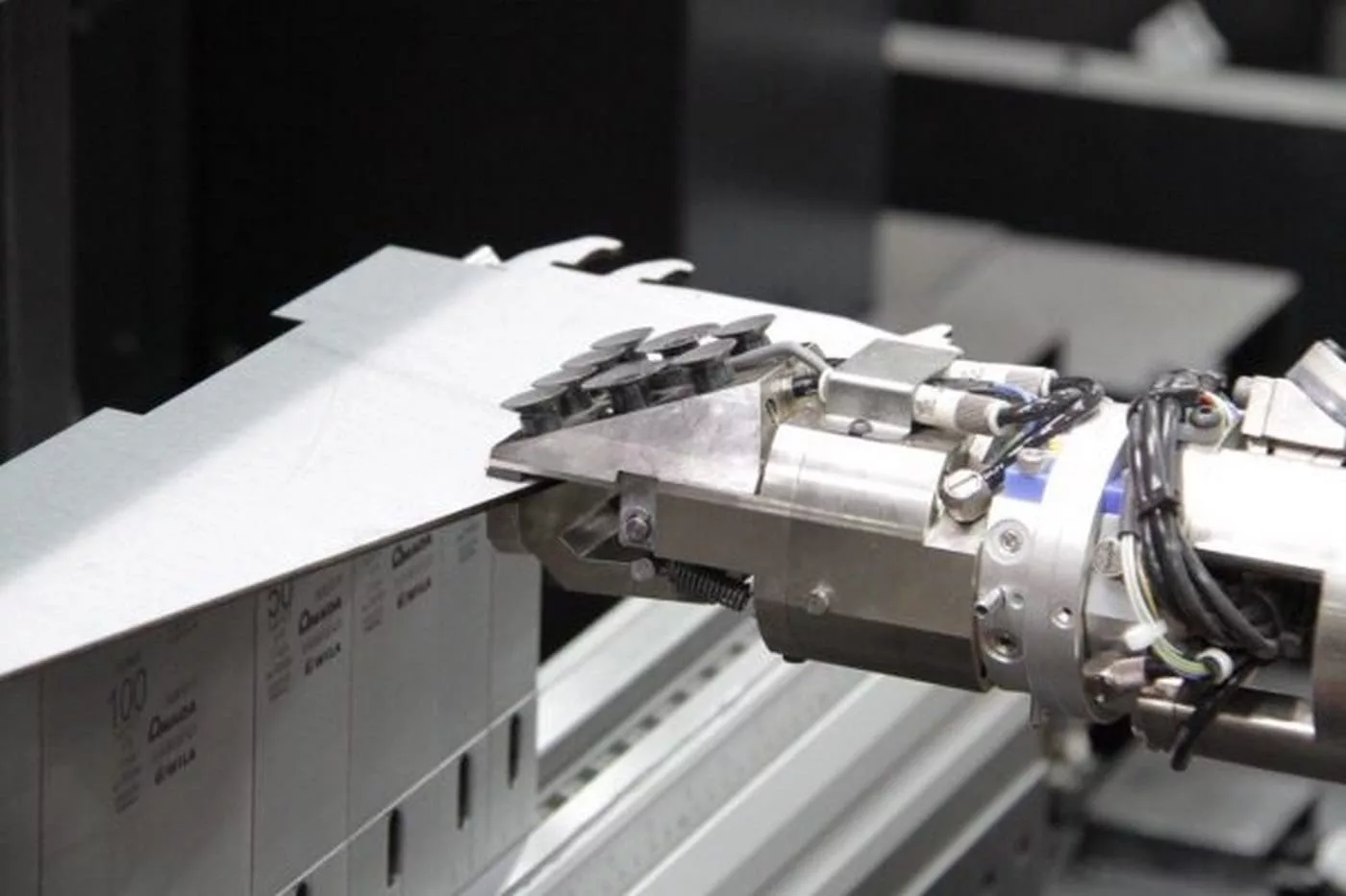 67 Ton, Amada #EG-6013, CNC Hydraulic Press Brake, 4.5' overall length, 53.1" between housings, 6" stroke - Image 6
