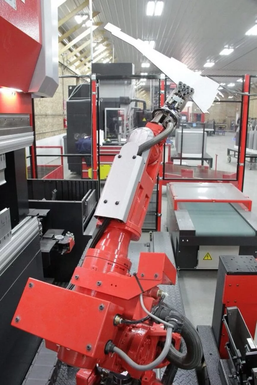 67 Ton, Amada #EG-6013, CNC Hydraulic Press Brake, 4.5' overall length, 53.1" between housings, 6" stroke - Image 9