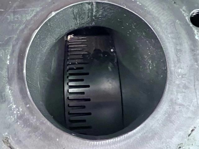 Voith #DF2, Stainless Steel Deflaker, 150 HP Reliance motor, 460 Volt, 3PH - Image 4
