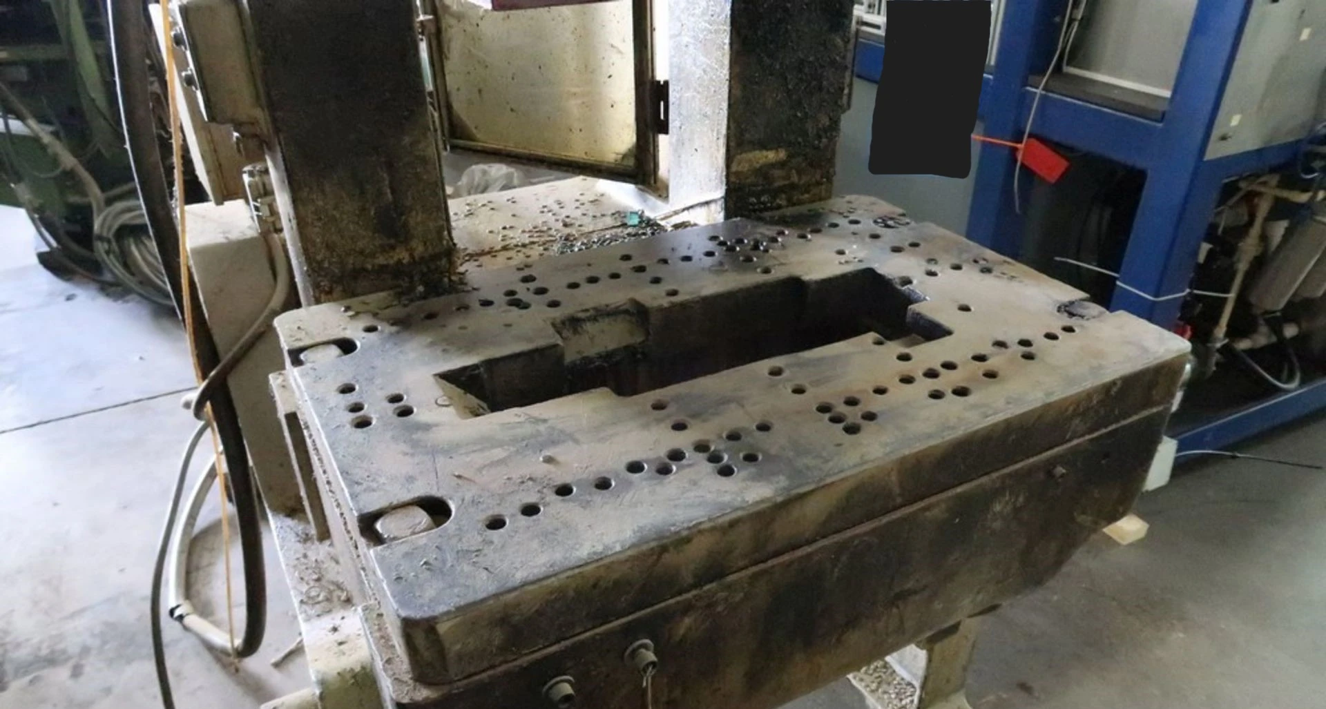 60 Ton, Minster #6, OBI Press, 4" Stroke, 13" Shut Height, 90-180 SPM, 7.5 HP - Image 7