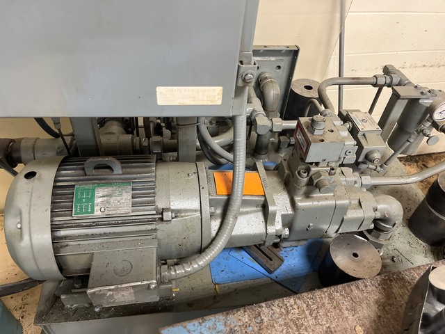 Sack & Kiesselbach #1000TO, Hydraulic Press, 480 V., 3 Phase, 40" x 80" x 60", 1957 - Image 5