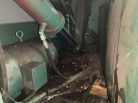 5" x 5" x 3/8" Piranha #P50, Hydraulic Ironworker, 60,000 PSI, 50 Ton Punch, 10 HP, 1725 RPM, 460 V. - Image 6