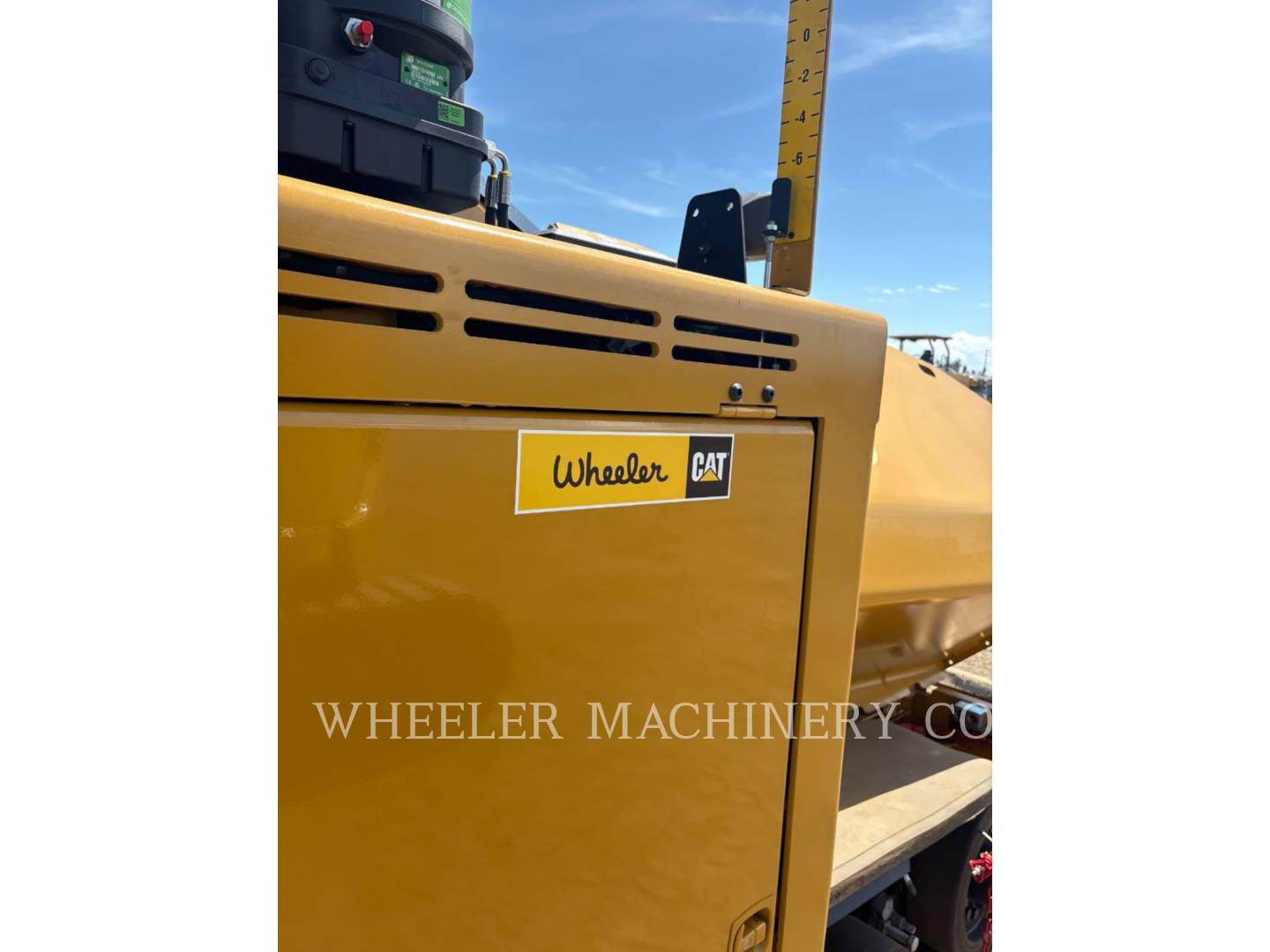 Caterpillar AP1055, Asphalt Paver, 43 hours, S/N: P2600200, 2026 - Image 4