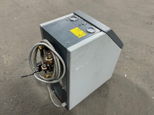 Wittmann #TP-Direct-250, temperature controller, direct coooloing, 250°F, 2 HP, 480 V., 19 FLA, 2009 - Image 2