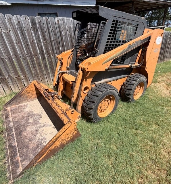 1750 lb. Case #420, wheel skid steer, 56 HP turbocharged diesel, 1281.6 hours, 2007 - Image 4
