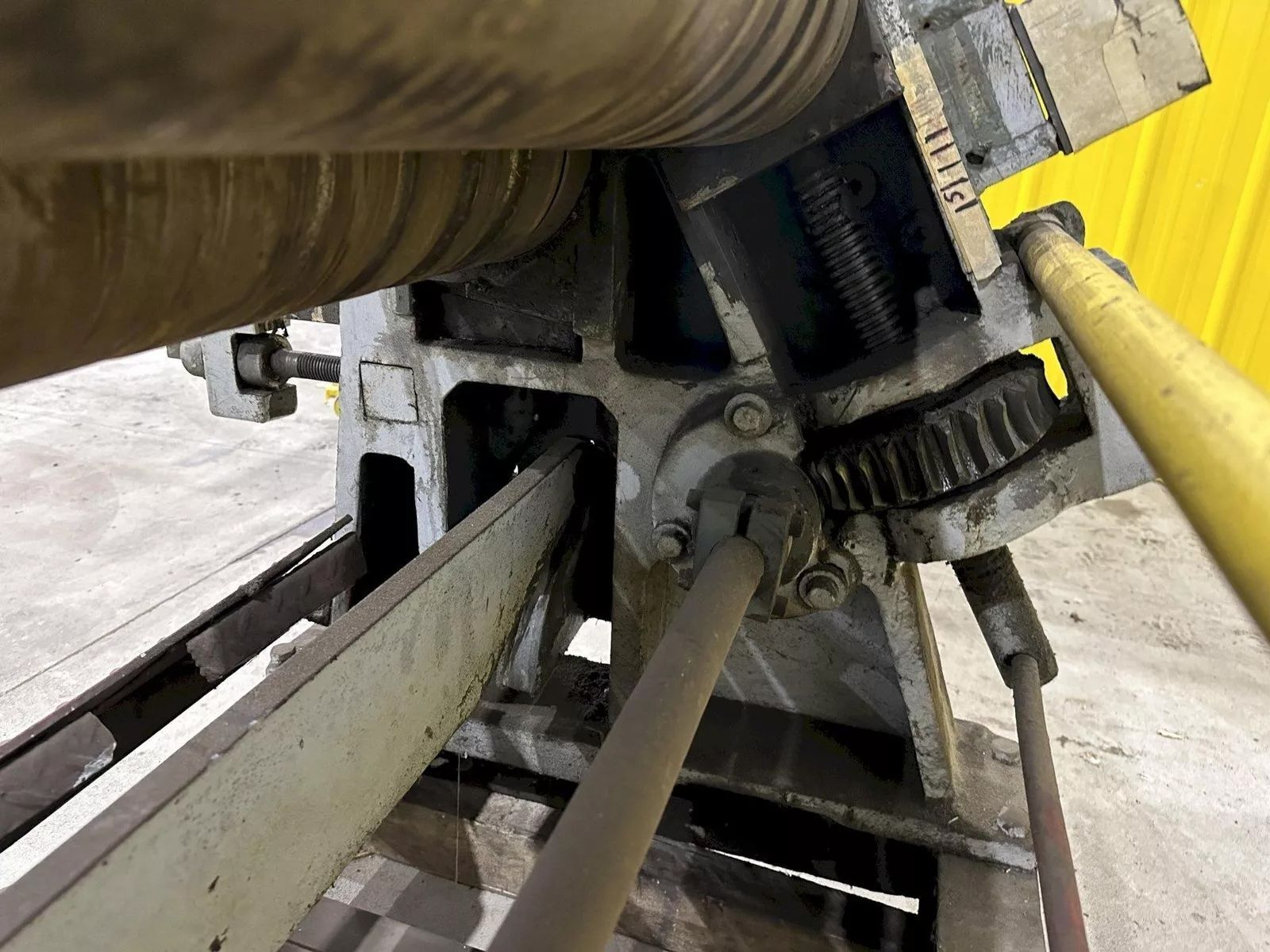 7' x 1/4" Bertsch #7, initial pinch mechanical plate bending roll - Image 8