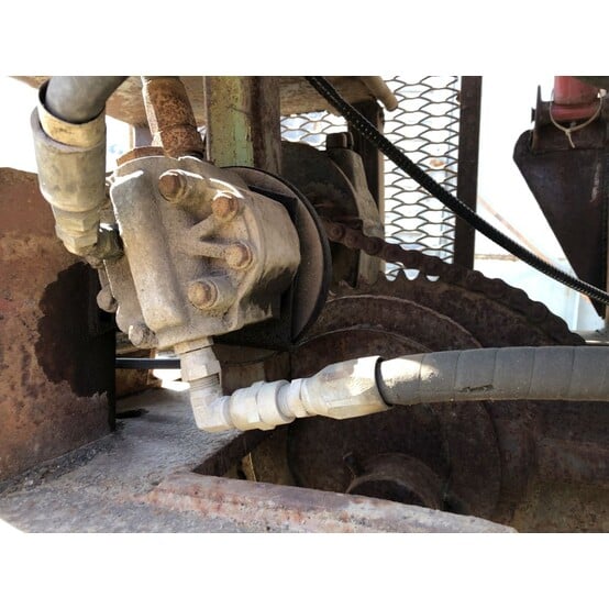 Portable Reciprocating Plate Feeder, 20" width x 10.5' long discharge plate, 11' x 7' hydraulic dumping - Image 7