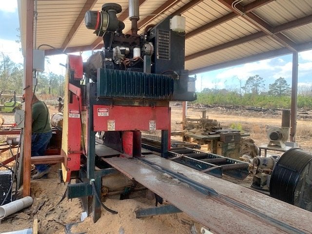 Morgan, Sharp Chain Scragg Mill, 36" blades, 14" diameter capacity, conveyors, 2008 - Image 1