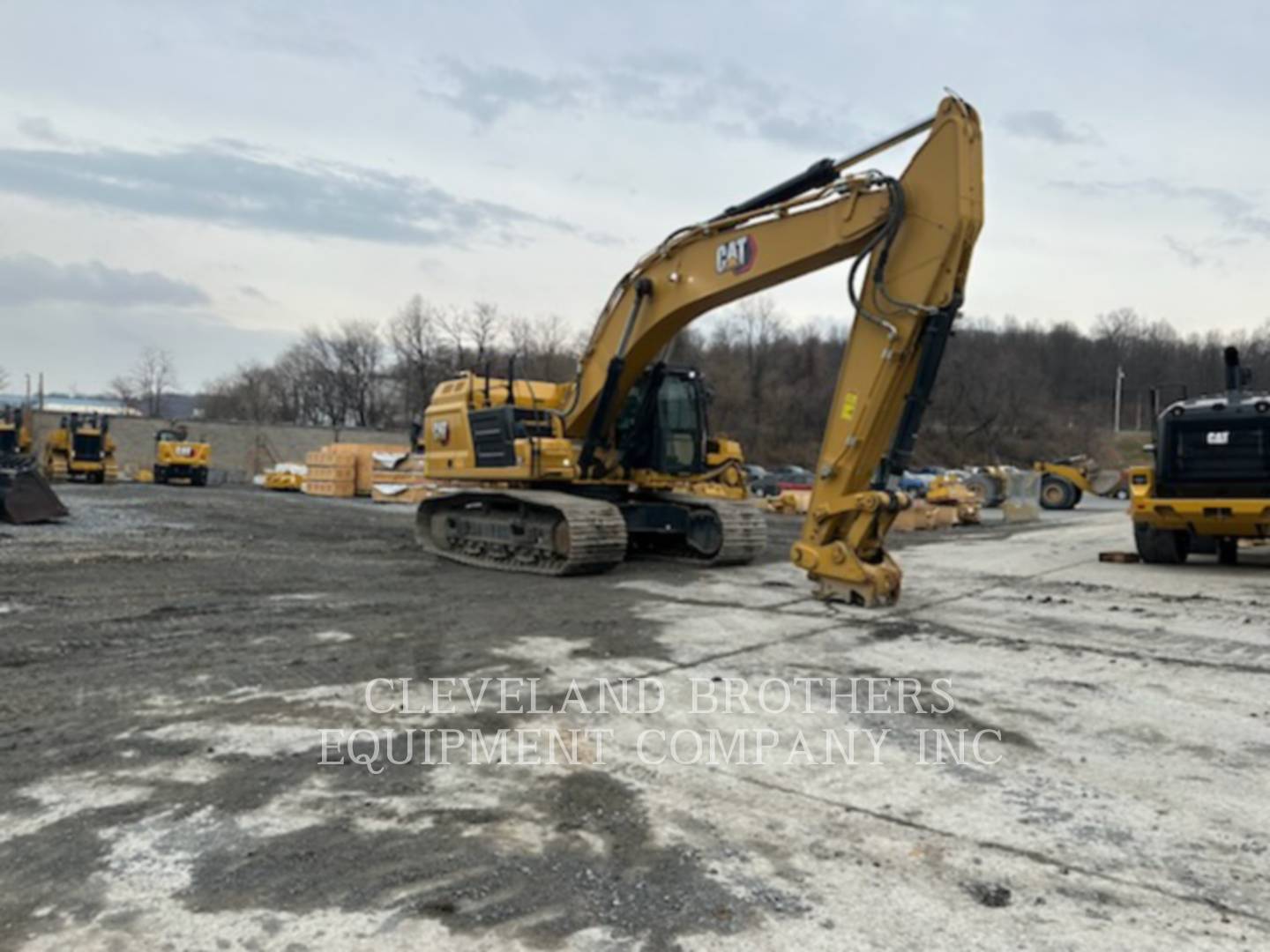 Caterpillar 352-08FG, 1169 hours, S/N: KXH10673, 2024 - Image 2
