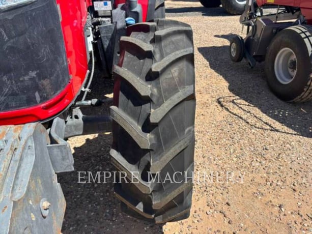Massey Ferguson MF6713 4P, Tractor, 4557 hours, S/N: MC200LKC000056, 2019 - Image 6