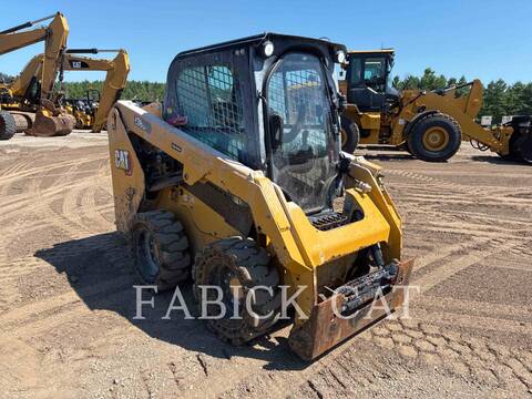 Cat 236D3 C3H2, Skid Steer Loader, 3106 hours, S/N: R4D00441, 2024 - Image 2