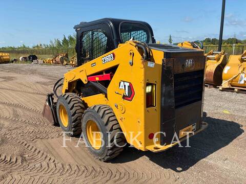 Cat 236D3 C3H2, Skid Steer Loader, 2407 hours, S/N: KXL02626, 2023 - Image 4