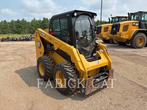 Cat 236D3 C3H2, Skid Steer Loader, 2674 hours, S/N: KXL02597, 2023 - Image 2