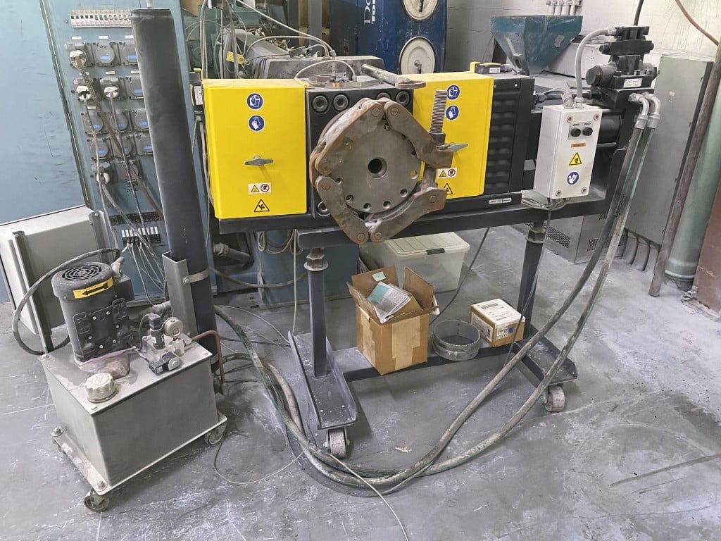 4.5" Davis Standard #SB450, super blue single screw extruder, 24:1 L/D, air cooled, 5 barrel zones, 200 HP - Image 2