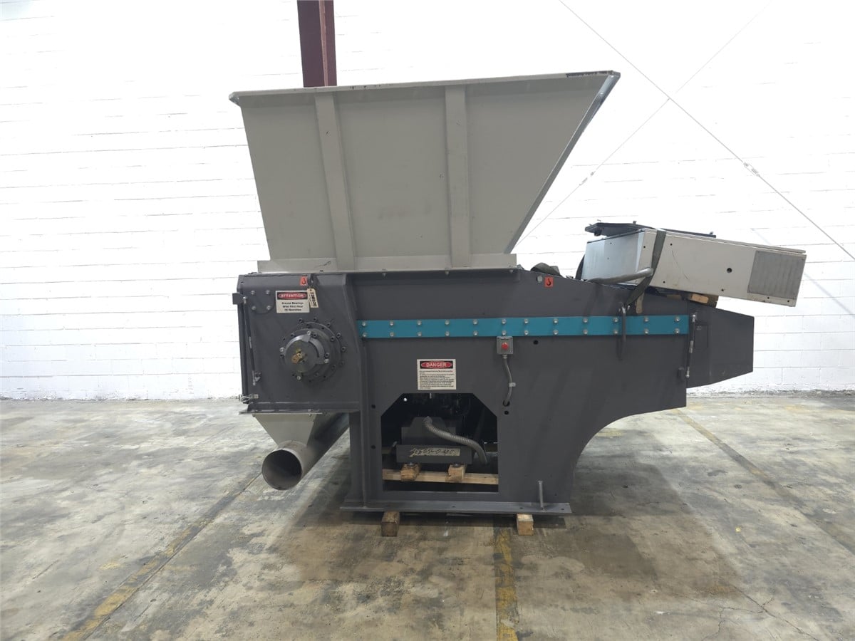 Vecoplan #VAZ-1300-M-FF, 52" x 58" shredder, 150 HP, 15" rotor diameter, 145 RPM, 1.5" screen, water cooled - Image 8