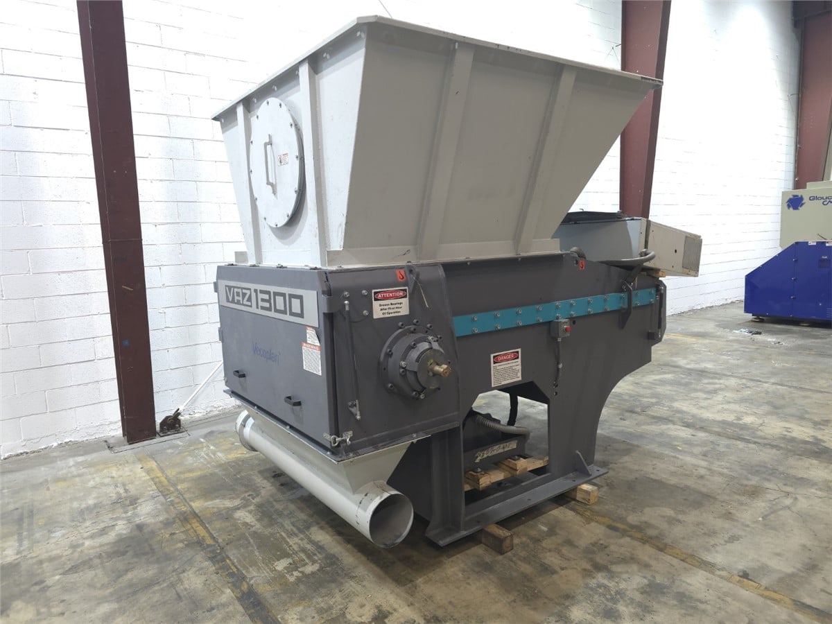 Vecoplan #VAZ-1300-M-FF, 52" x 58" shredder, 150 HP, 15" rotor diameter, 145 RPM, 1.5" screen, water cooled - Image 9