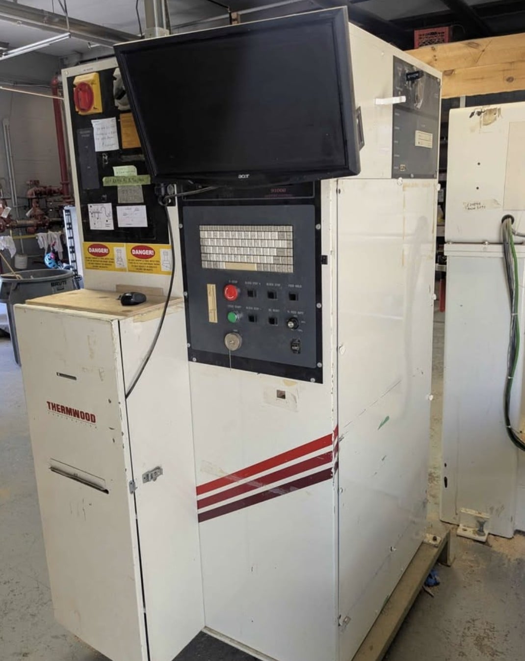 Thermwood #CS40, CNC Router, 8.8" work height, 5' x 10' flat table, 10.5 HP, 24,000 RPM, 7 ATC, SuperControl - Image 2