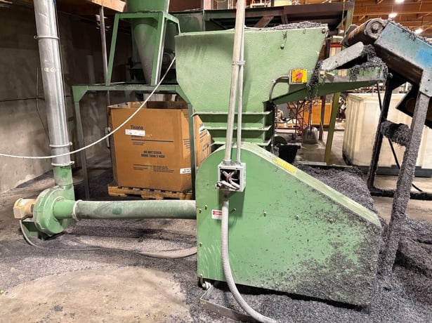 Rapid, Industrial Plastic Granulator w/ Cyclone, top-feed hopper, pneumatic conveying system, 230 V. - Image 3